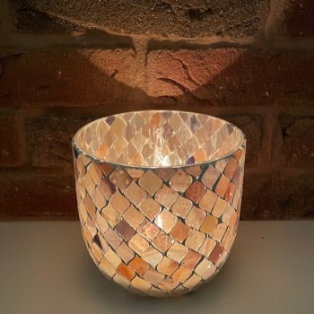 Leuchtendes Windlicht mit Mosaiksteinchen